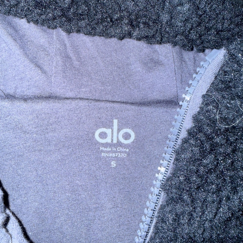 ALO Sherpa 3/4 Zip Jacket Navy Blue - Picture 2 of 5